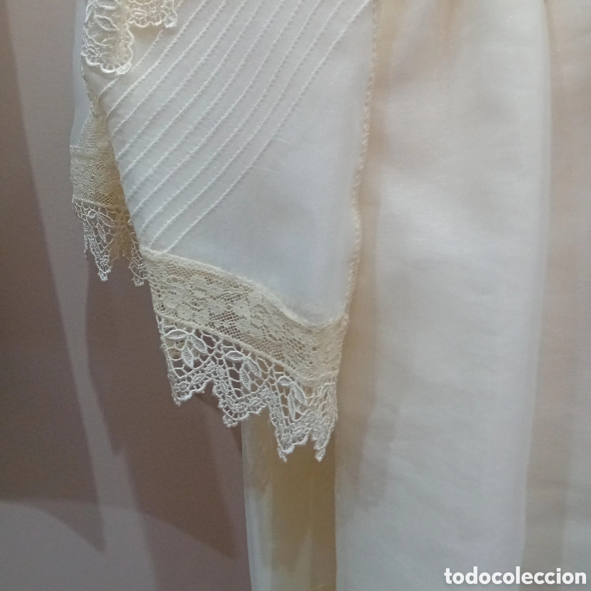 Segunda mano: Traje de cristianar con encsje y puntillas - Foto 3