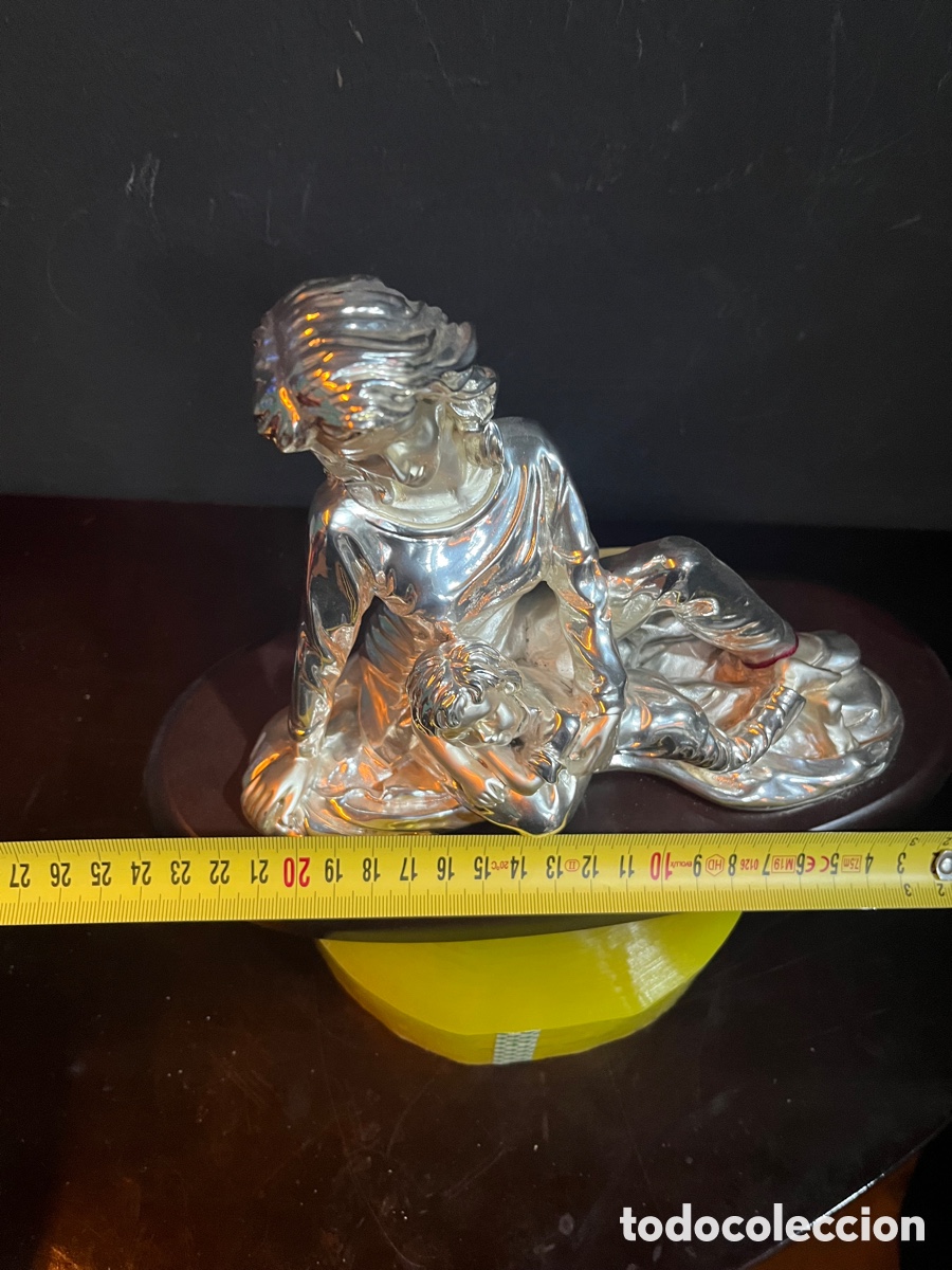 Segunda mano: Estatua de figura plateada - Foto 9