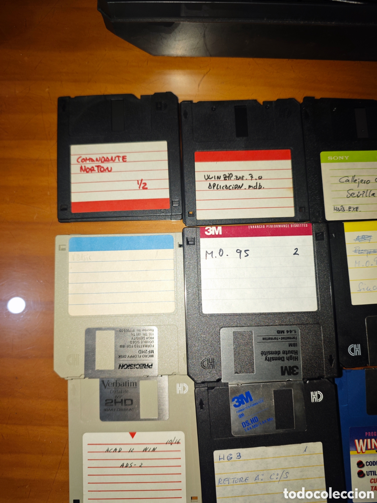 Segunda mano: Lote de 80 Antiguos Disquetes 3,5&rdquo;.... - Foto 3