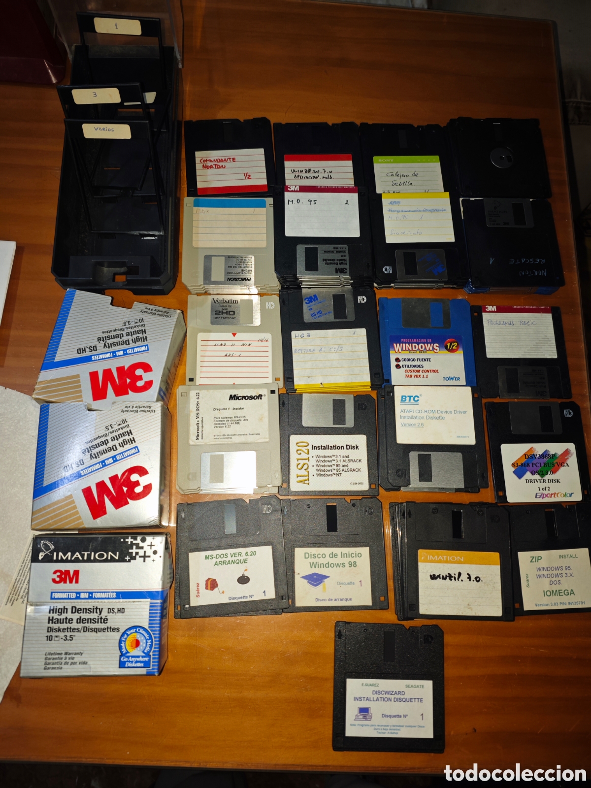 Zweite Hand: Lote de 80 Antiguos Disquetes 3,5&rdquo;....