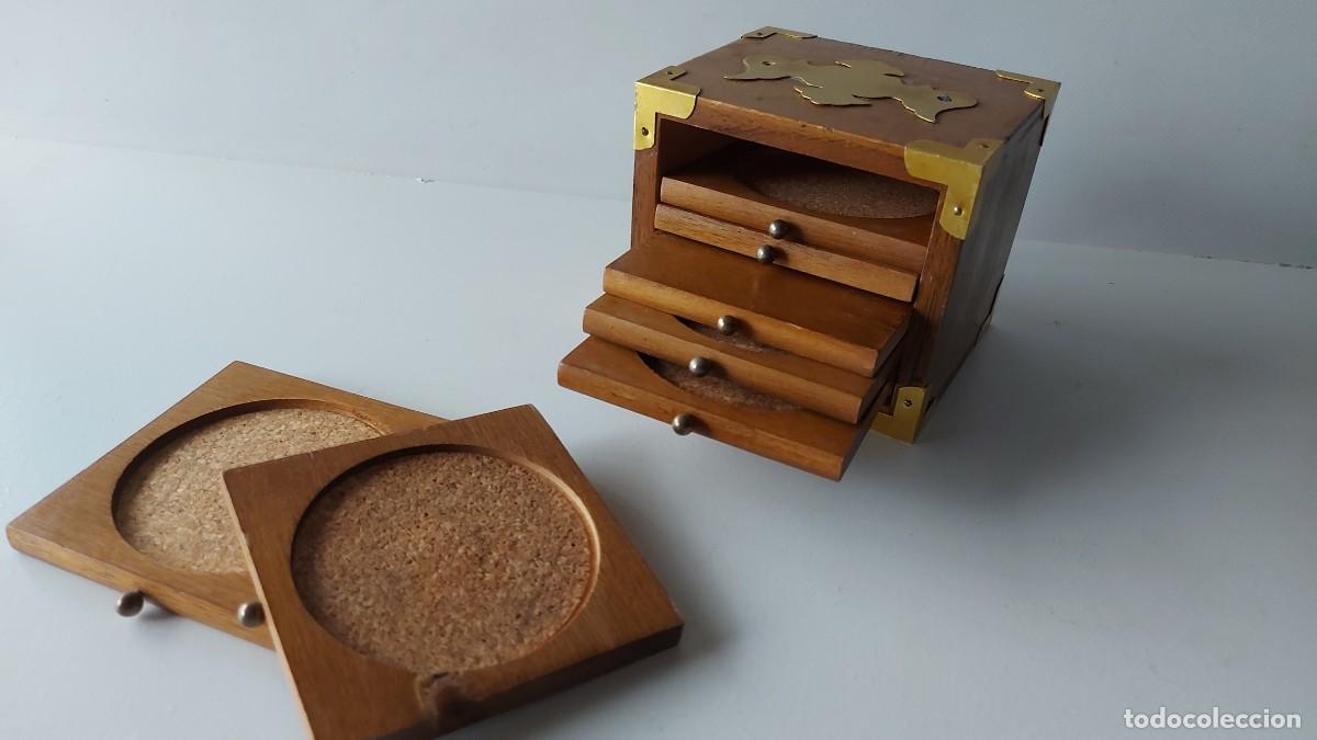 Segunda mano: JUEGO DE OCHO POSAVASOS - Foto 1