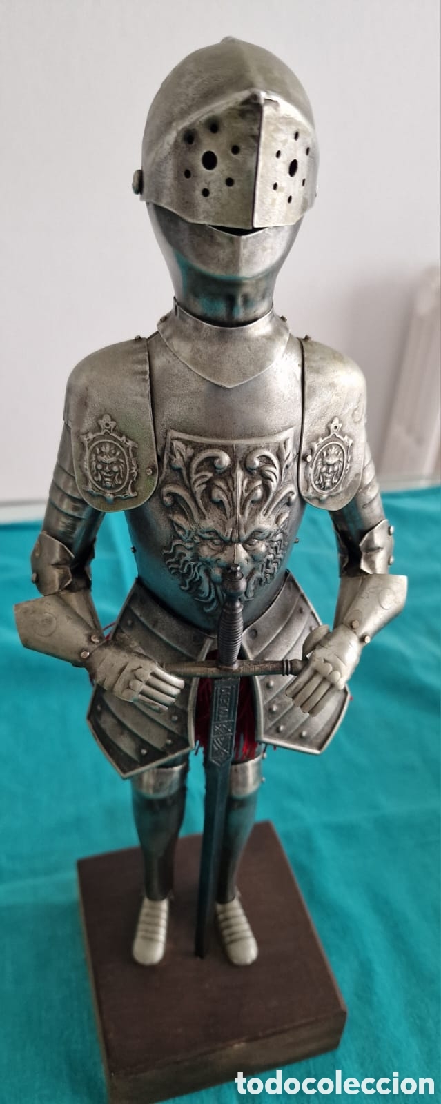 Segunda mano: Figura caballero medieval de metal - Foto 1