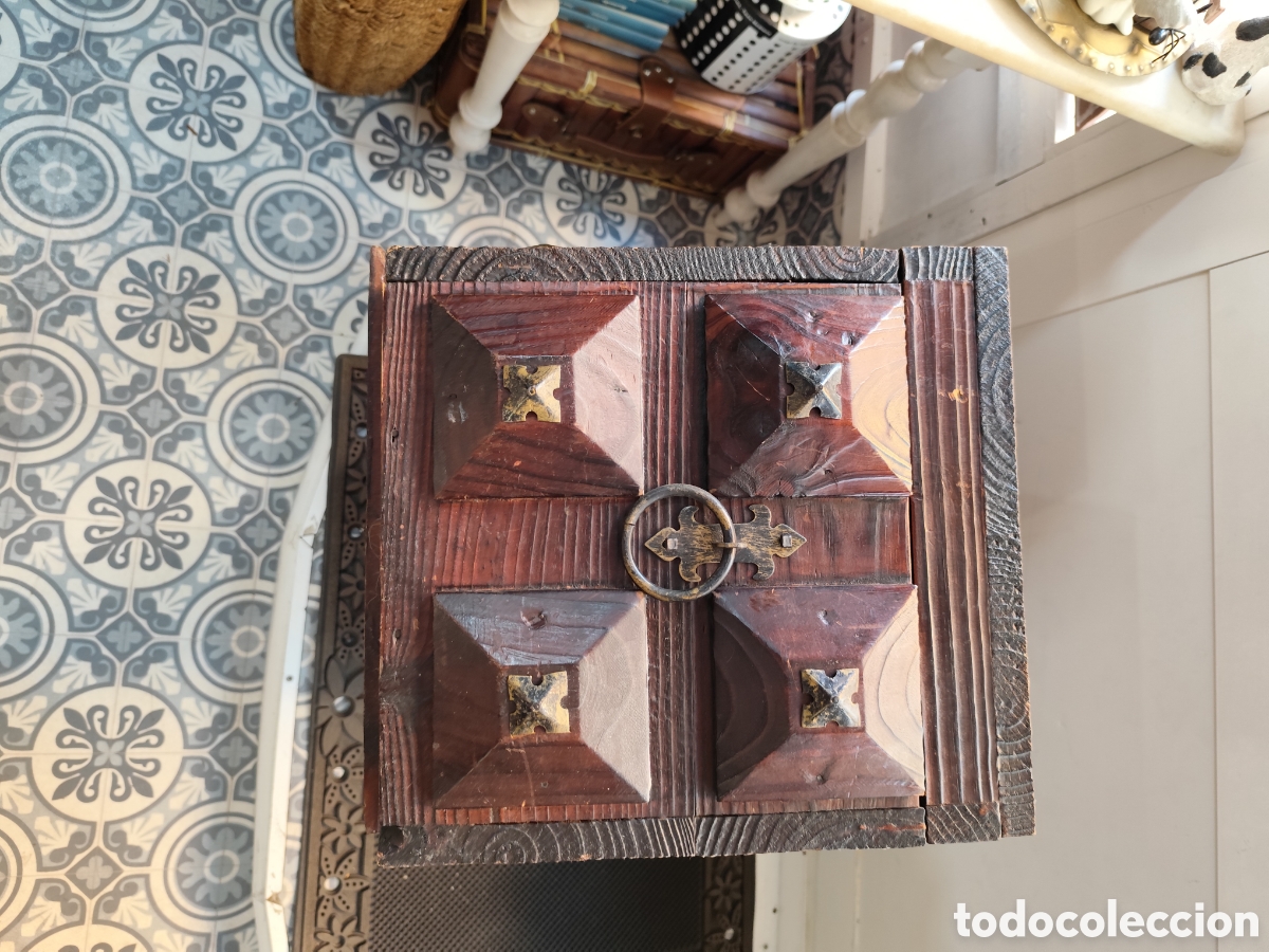 Segunda mano: BAUL DE MADERA MACIZA ESTILO CASTELLANO - Foto 3