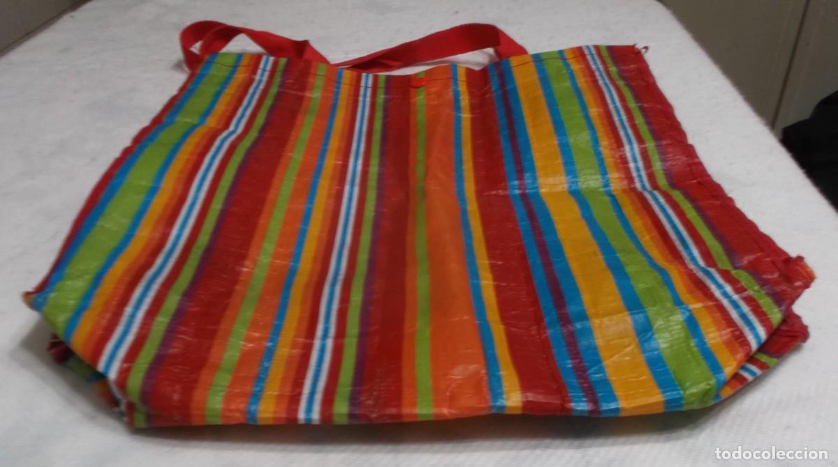 Segunda mano: bolsa plastificada a rallas - Foto 1