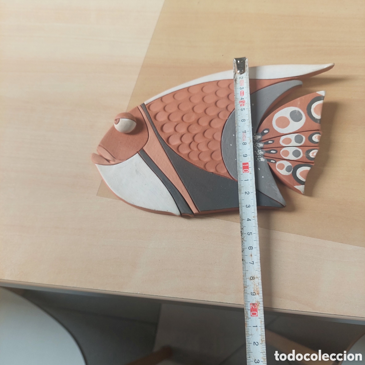 Segunda mano: Pez de terracota firmado. - Foto 2