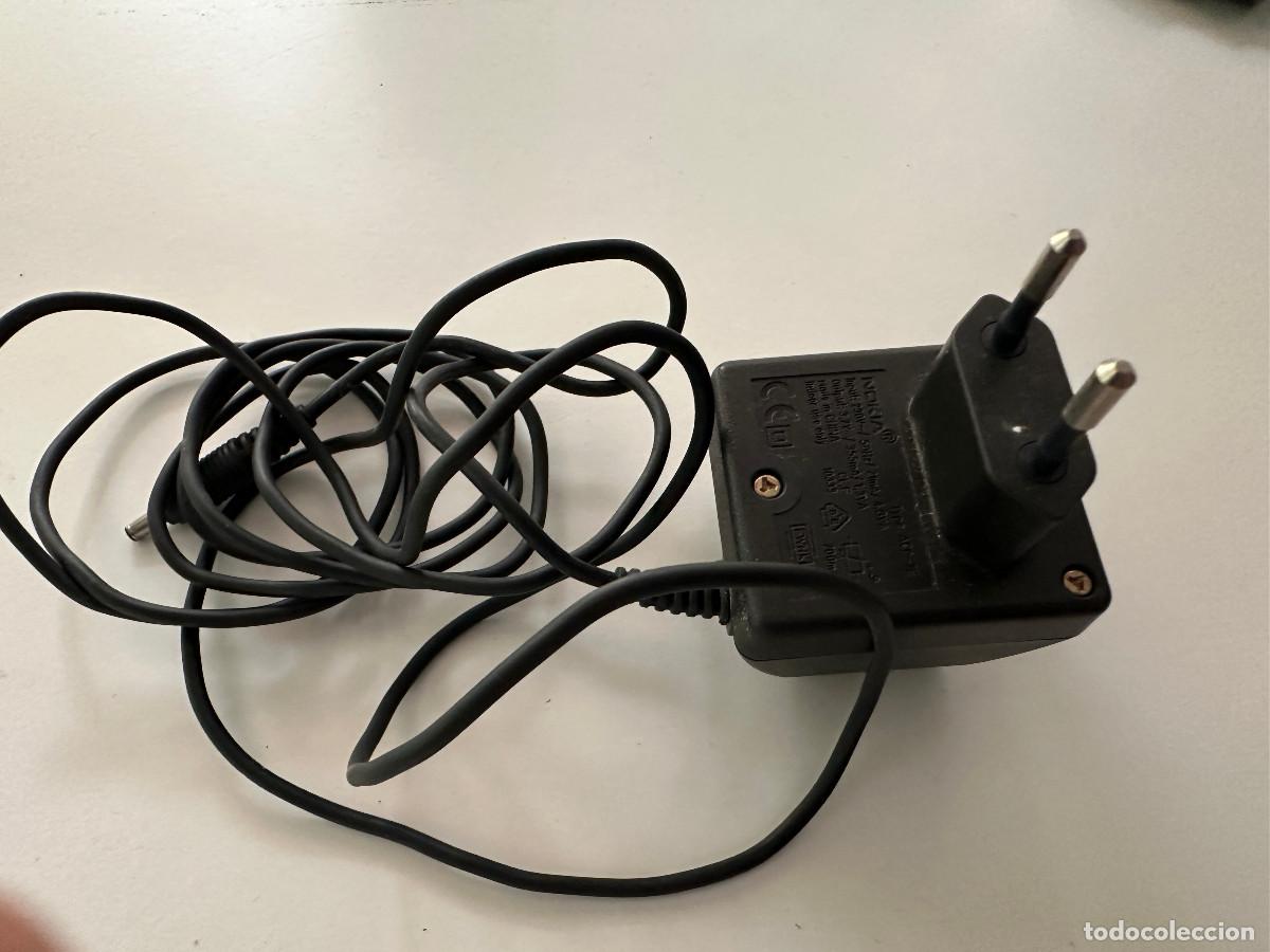Segunda mano: CARGADOR NOKIA 3,7V, CONEXI&Oacute;N DC - Foto 2