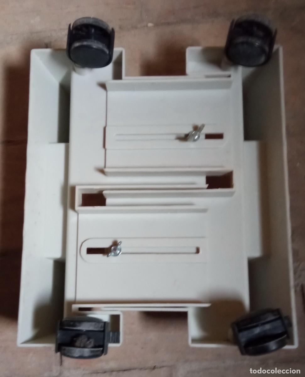 Segunda mano: Soporte con ruedas para PC - Foto 3
