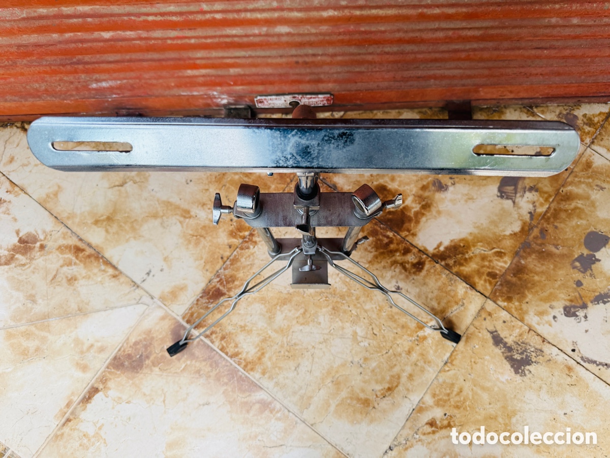 Segunda mano: Soporte Tr&iacute;pode Bater&iacute;a - Foto 6