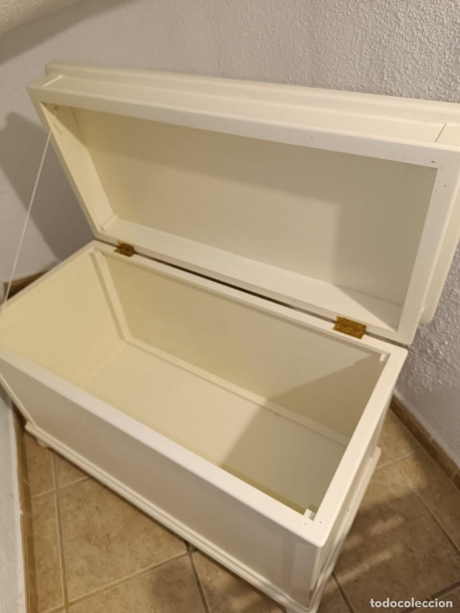 Segunda mano: Ba&uacute;l madera maciza con cristal - Foto 2