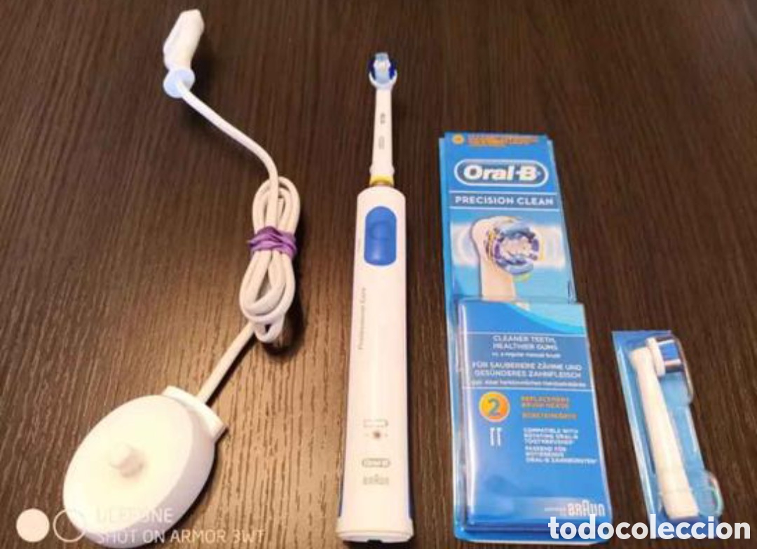 Segunda mano: Cepillo Dientes El&eacute;ctrico BRAUN ORAL B - Foto 1