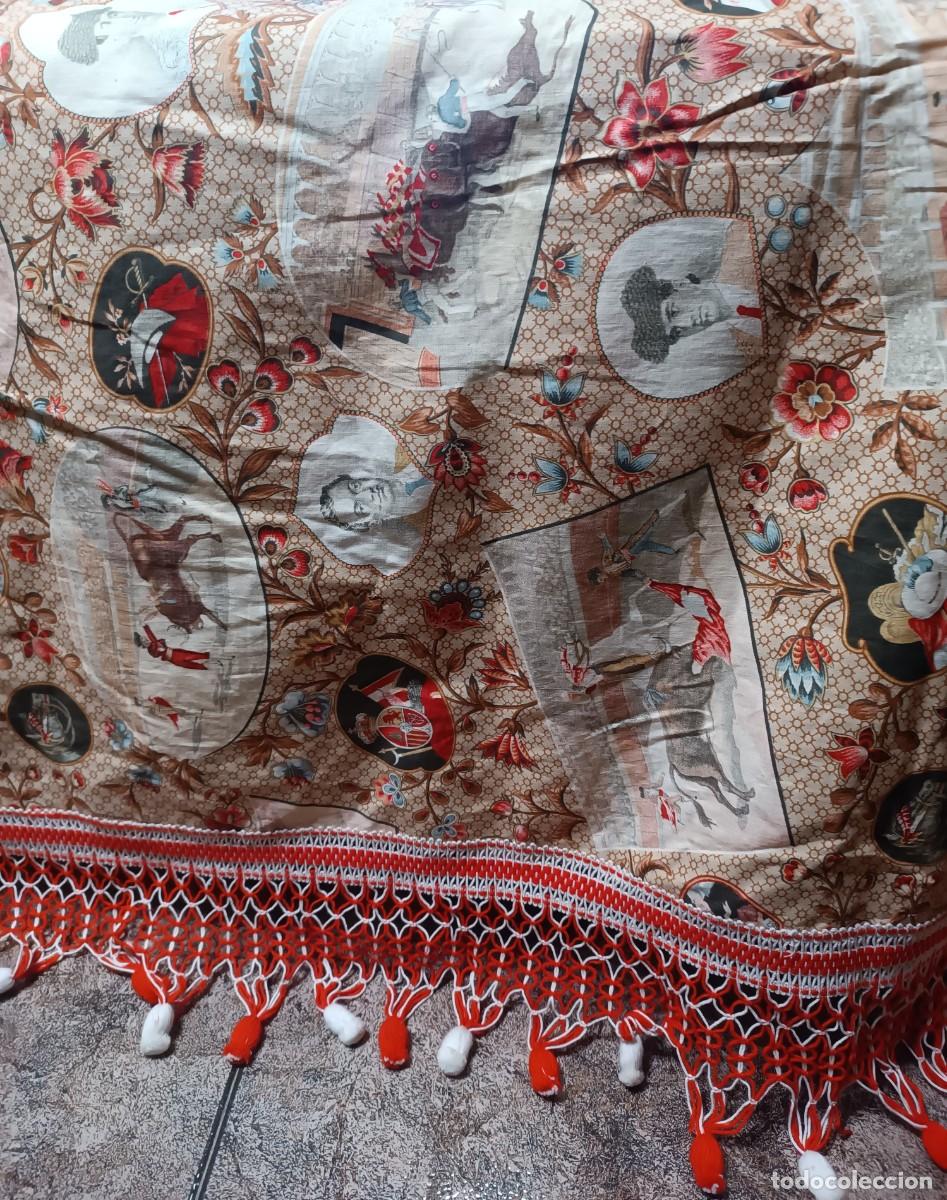 Segunda mano: Colcha antigua de Tauromaquia, con retrato de Pepe-Hillo