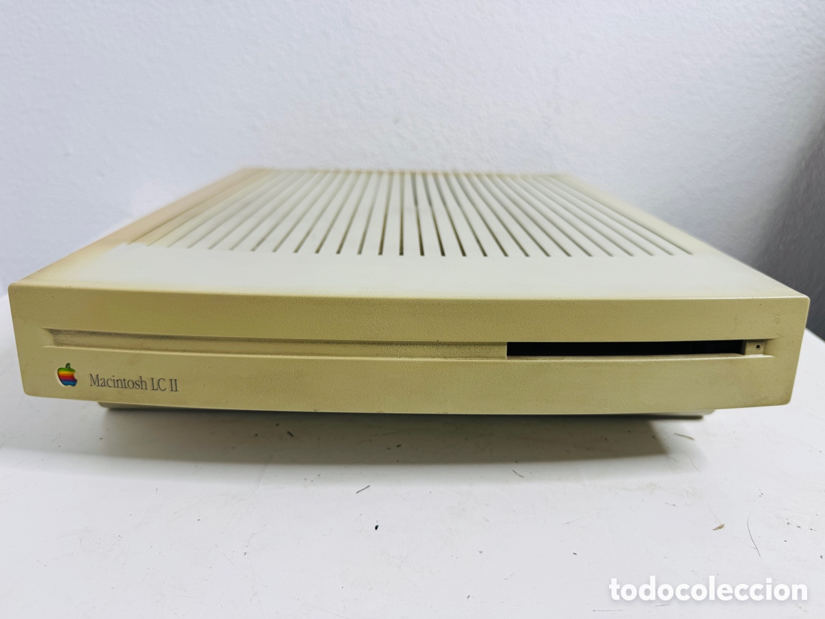 Segunda mano: Apple Macintosh LC Il M1700 Computer Desktop Solo Piezas - Foto 2