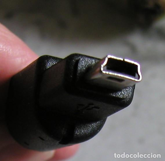 Segunda mano: Adaptador y corriente con un conector mini USB tipo B y un conector con carga de barril. - Foto 6