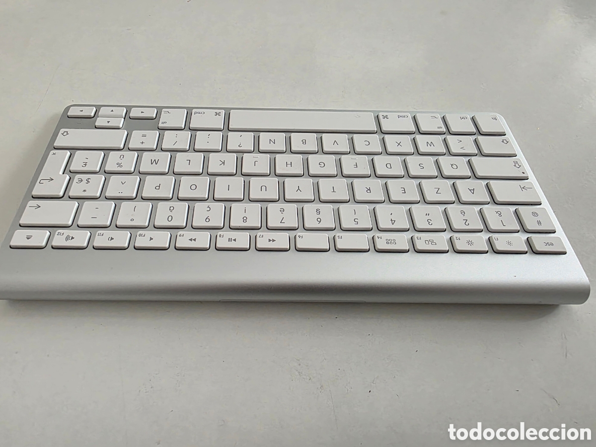 Segunda mano: Teclado Apple A1314 Franc&eacute;s - Foto 1