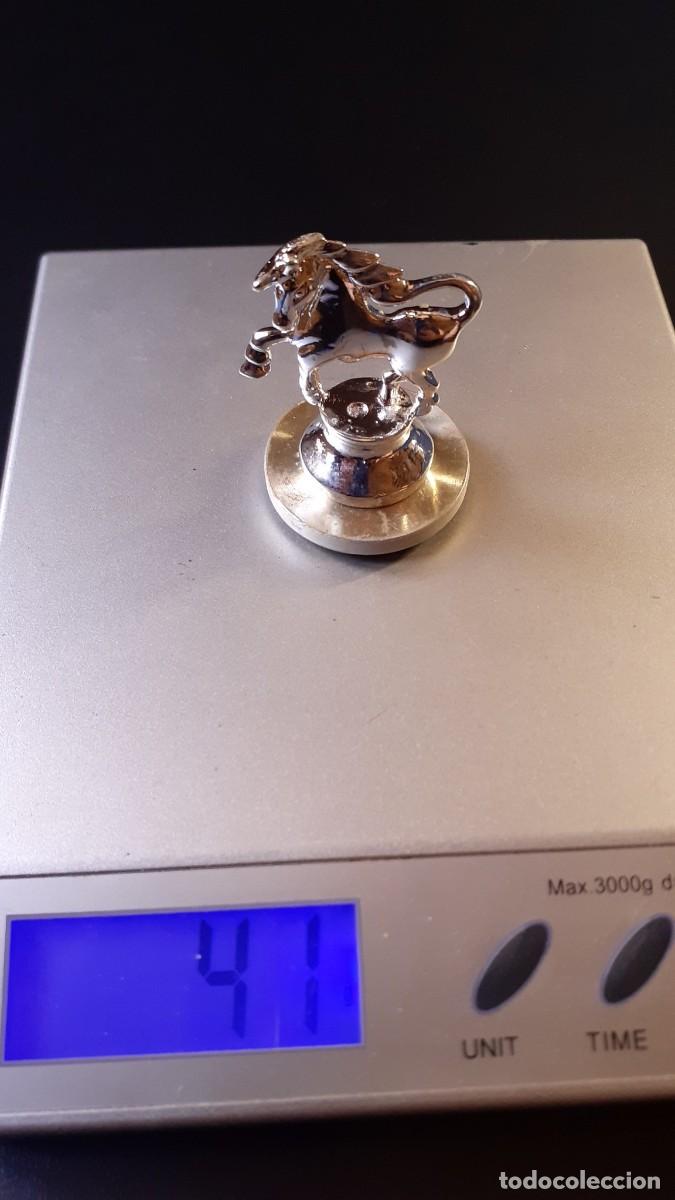 Segunda mano: Peque&ntilde;a Figura de un Caballo en Metal - Foto 11