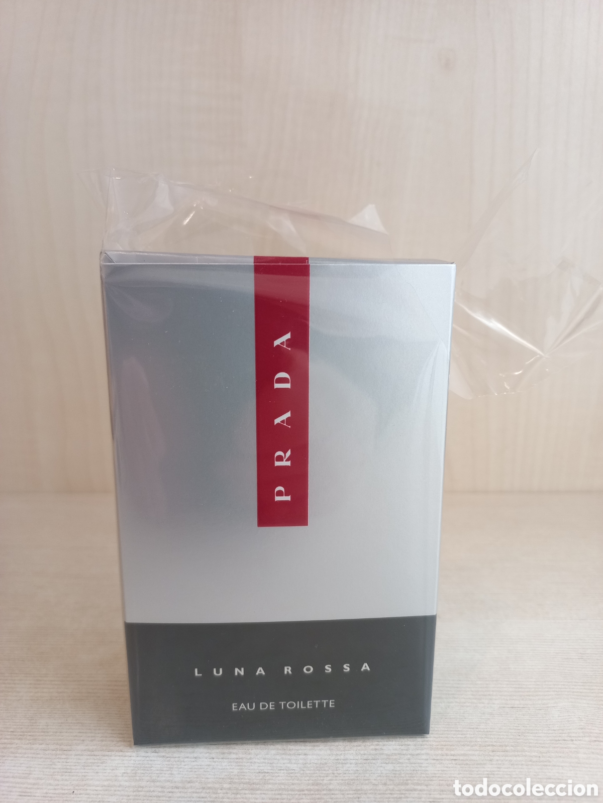 Segunda mano: Caja Original Prada Luna Rossa Eau de Toilette. - Foto 1