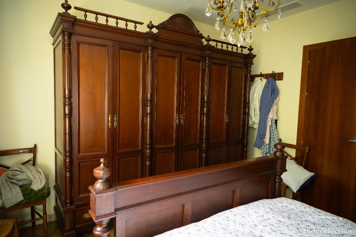 Segunda mano: Dormitorio completo, estilo cl&aacute;sico, artesanal de madera noble - Foto 14