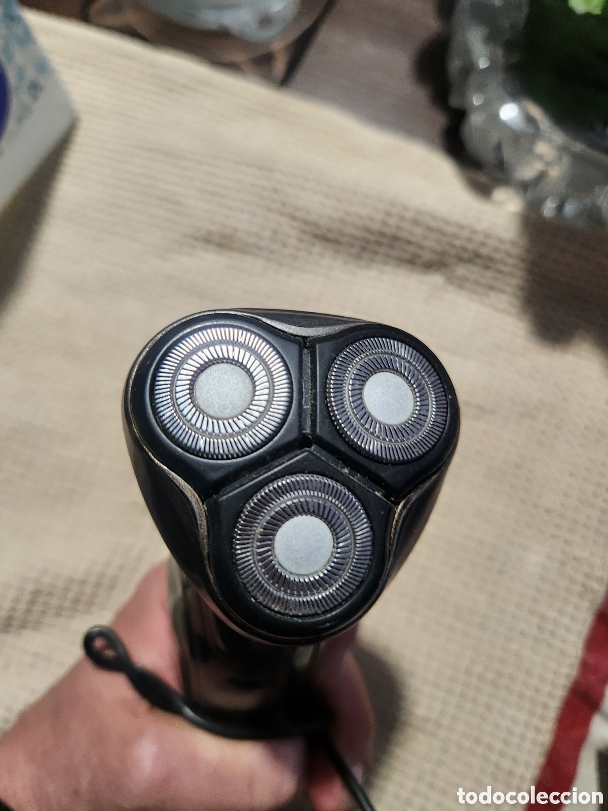 Segunda mano: M&aacute;quina afeitar el&eacute;ctrica TAURUS - Foto 3