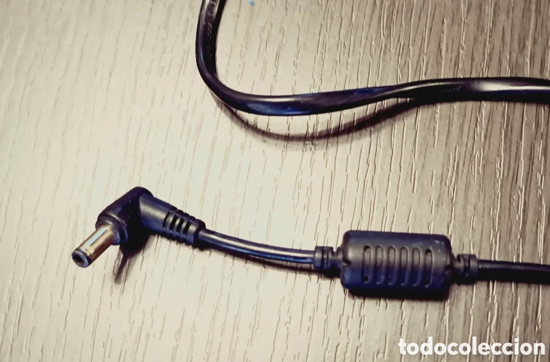 Segunda mano: Cargador / Adaptador / Transformador LITE ON (19V) - Foto 6
