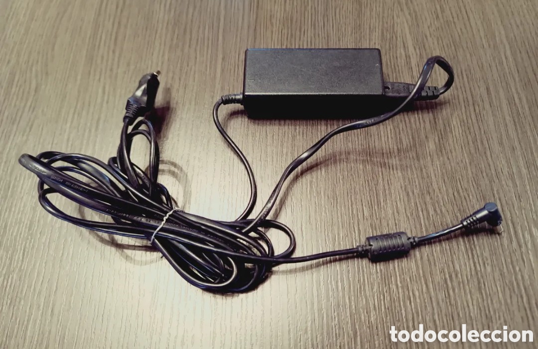 Segunda mano: Cargador / Adaptador / Transformador LITE ON (19V) - Foto 1