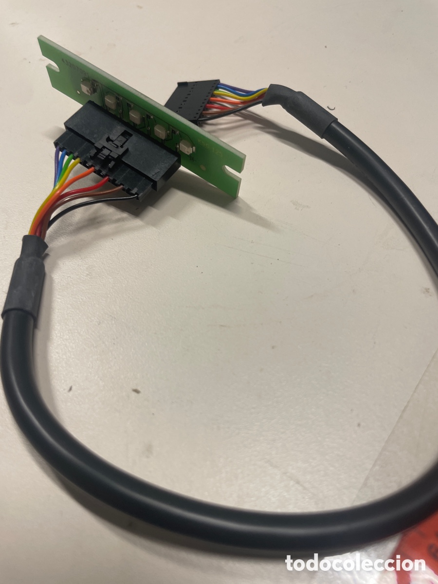 Segunda mano: cable con un conector de placa base de 12 pines a una placa de circuito impreso (PCB) - Foto 2