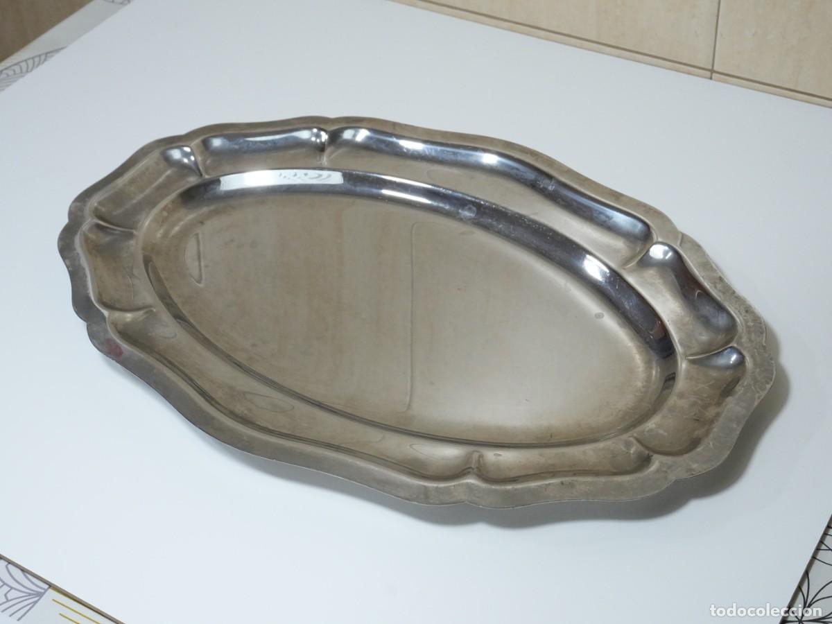 Segunda mano: 2 BANDEJAS - DE PLASTICO Y DE INOXIDABLE - Foto 2