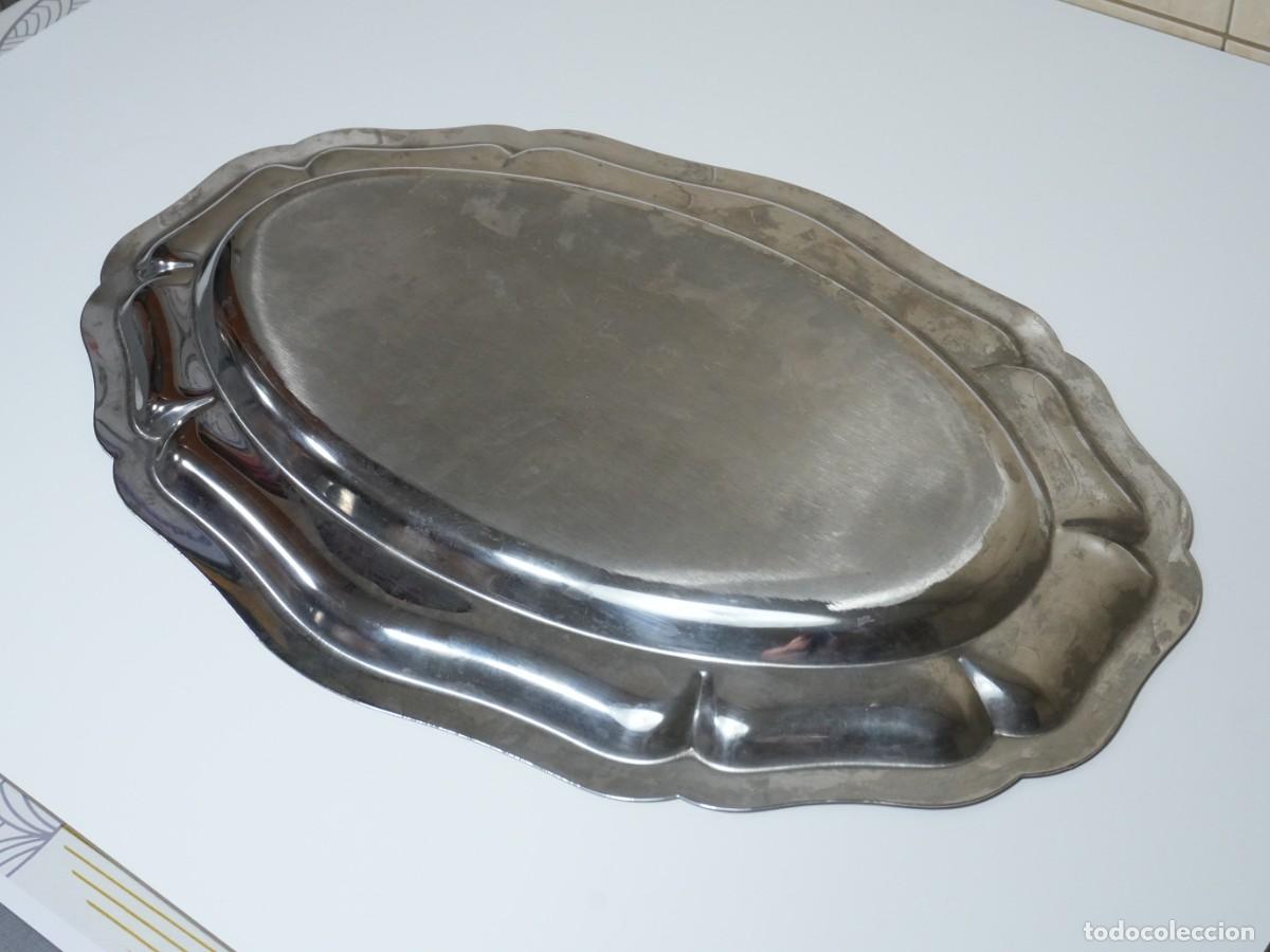 Segunda mano: 2 BANDEJAS - DE PLASTICO Y DE INOXIDABLE - Foto 3