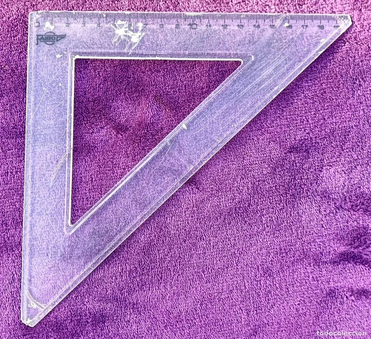Segunda mano: Regla Triangular (Escal&iacute;metro) - Herramienta de Precisi&oacute;n para Dibujo T&eacute;cnico - Foto 1
