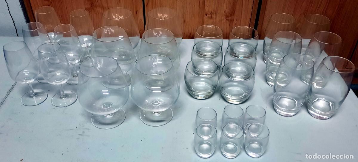 Segunda mano: Copas. Cristaler&iacute;a de 30 piezas Arc - Foto 1