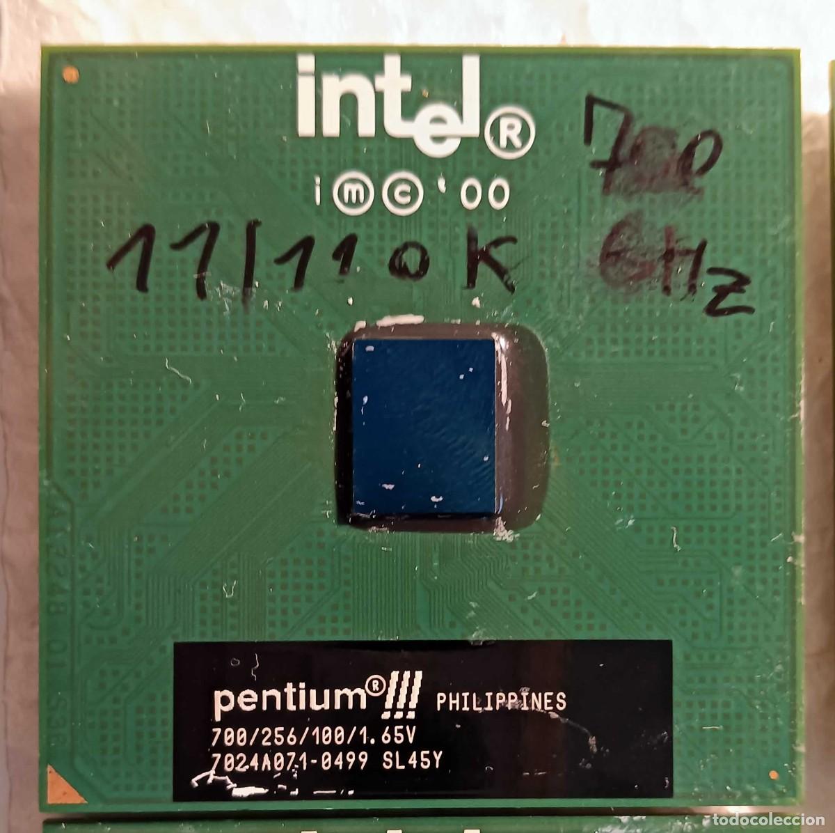 Segunda mano: Procesador Intel Pentium III 700 MHz (Socket 370) &ndash; CPU Coppermine Retro - Foto 1