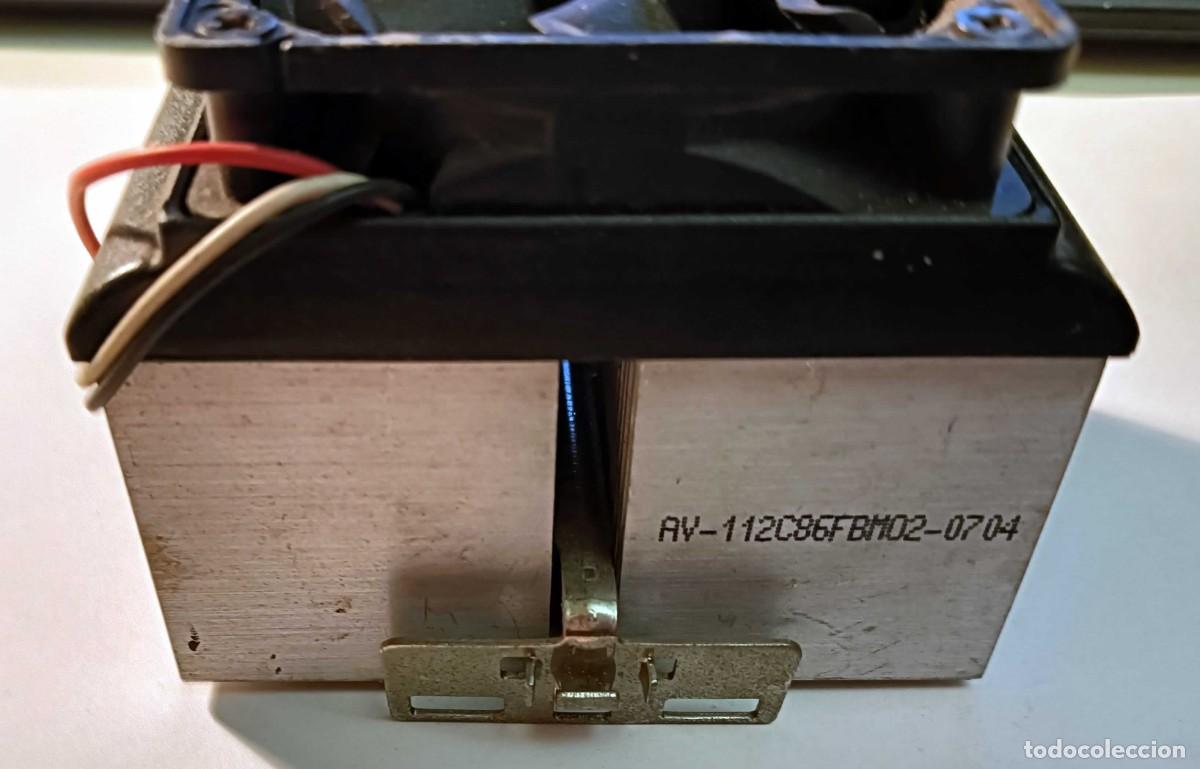 Segunda mano: Disipador T&eacute;rmico con Ventilador para CPU - Conector 3 Pins - Compatibilidad Multi-socket - Foto 2