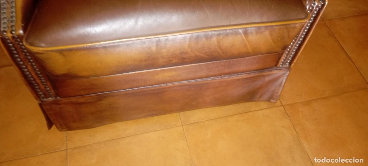 Segunda mano: Antiguo sill&oacute;n de piel Chester - Foto 11