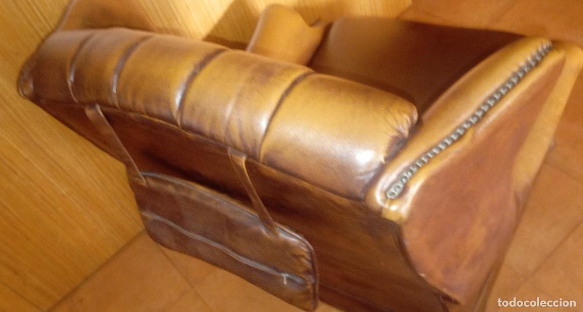 Segunda mano: Antiguo sill&oacute;n de piel Chester - Foto 16