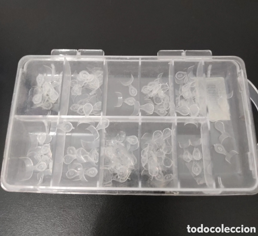 Segunda mano: Set de U&ntilde;as Postizas de Diferentes Tama&ntilde;os - Foto 4