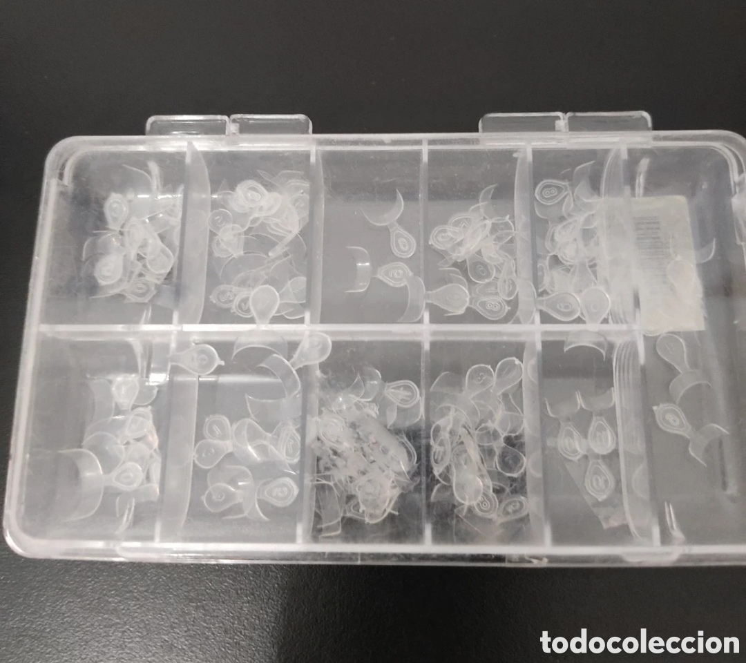 Segunda mano: Set de U&ntilde;as Postizas de Diferentes Tama&ntilde;os - Foto 5