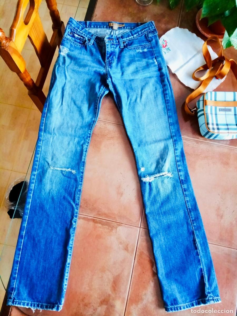 Segunda mano: Vaqueros A&f XS ORIGINAL env&iacute;o econ&oacute;mico - Foto 4