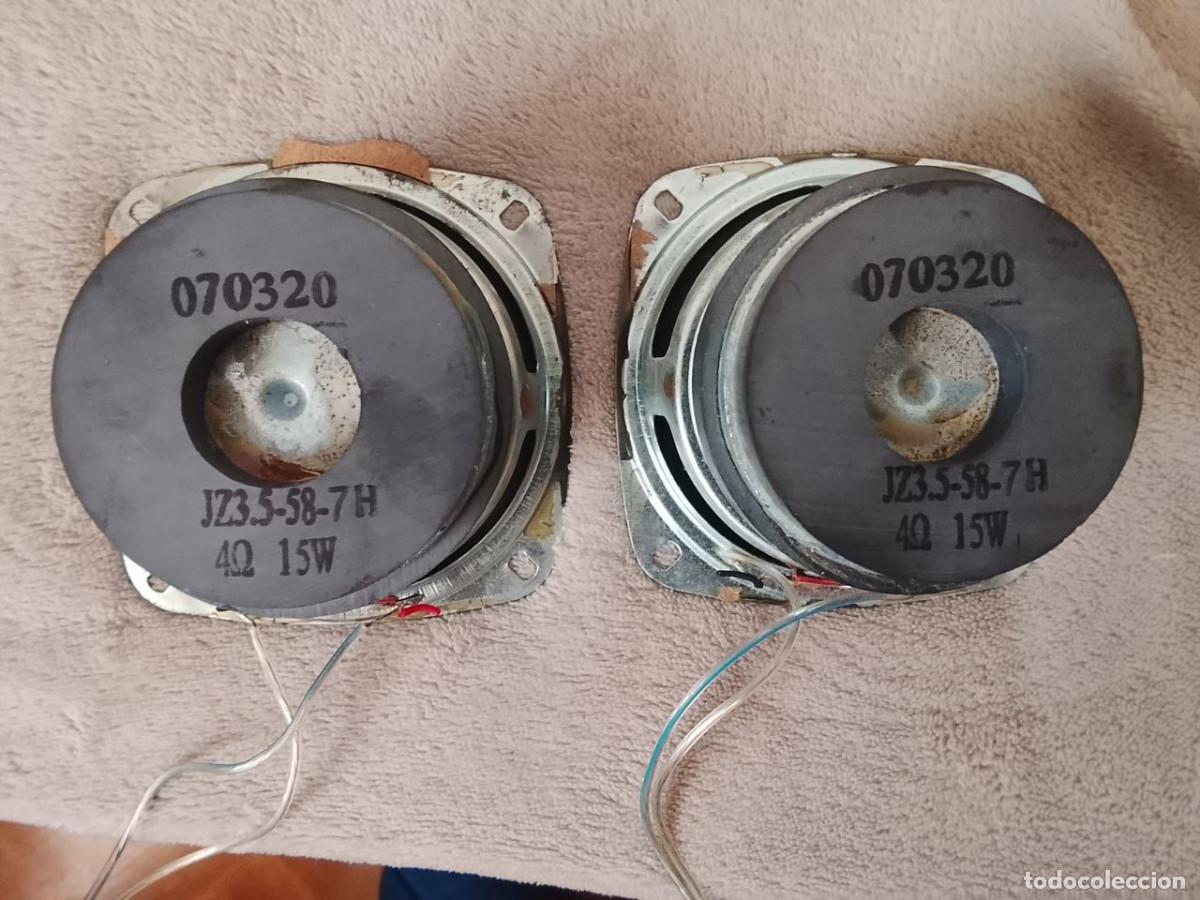 Segunda mano: Altavoces de 15W y 4Ohmnios - Foto 2