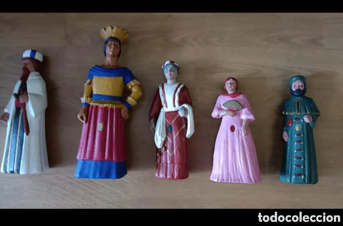 Segunda mano: Col&bull;lecci&oacute; dels gegants de Reus, de guix - Foto 1