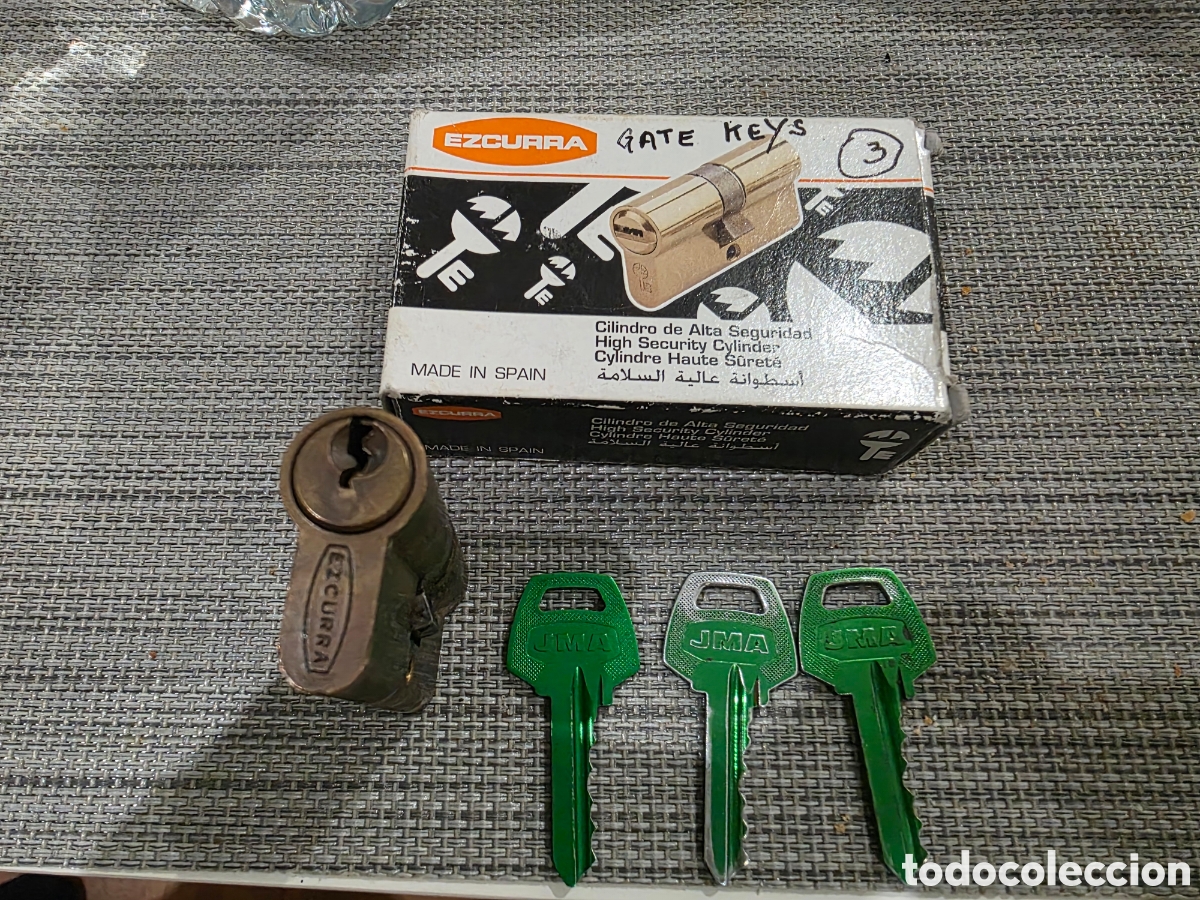 Segunda mano: Bomb&iacute;n Ezcurra con 3 llaves - Foto 1