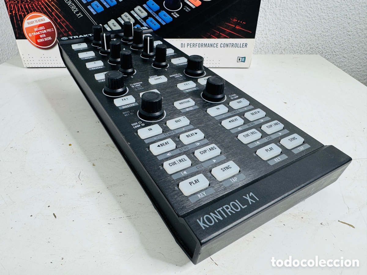 Segunda mano: Traktor Kontrol X1 DJ Performance Controller - Foto 2