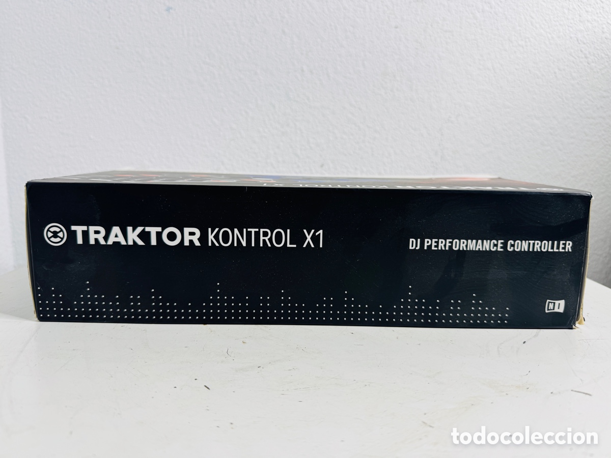 Segunda mano: Traktor Kontrol X1 DJ Performance Controller - Foto 10