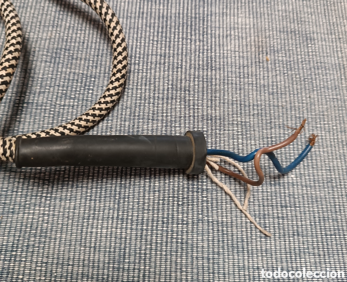 Segunda mano: CABLE El&eacute;ctrico forrado de algod&oacute;n, con enchufe de 1,90 m. - Foto 2