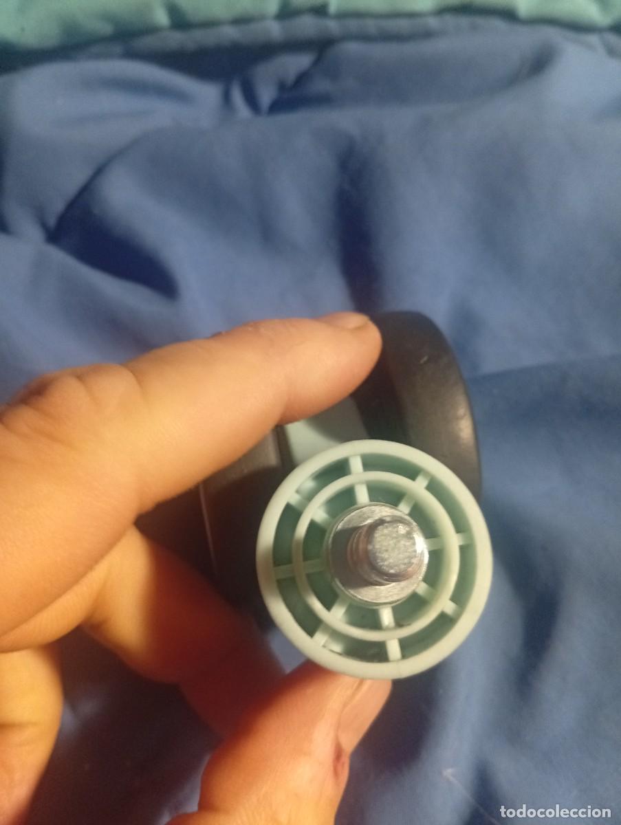 Segunda mano: Rueda de maleta.............. - Foto 5