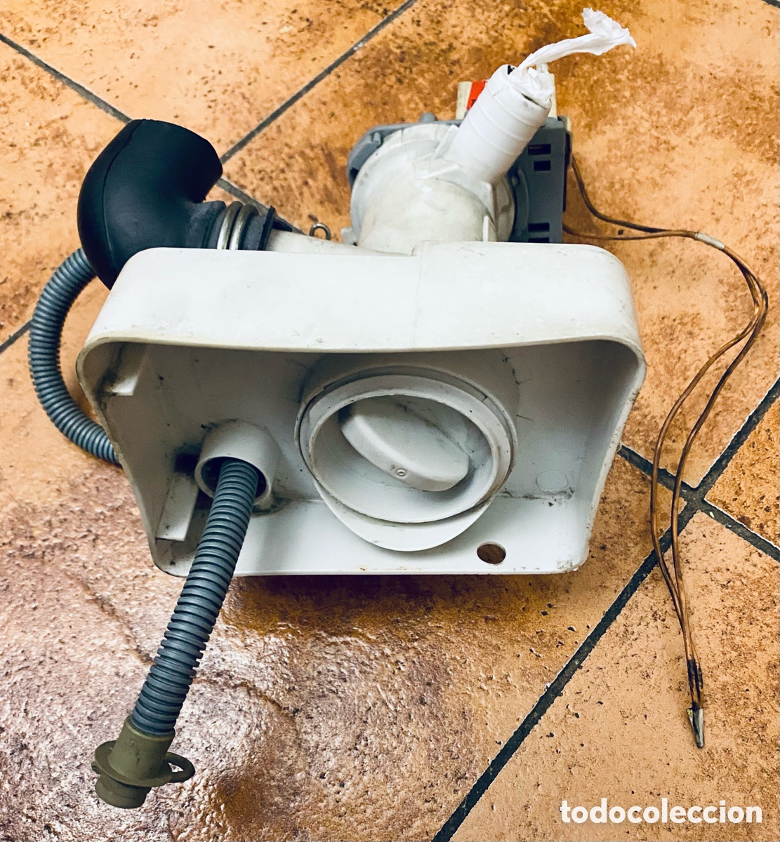 Segunda mano: Bomba de desag&uuml;e lavadora zanussi. - Foto 2