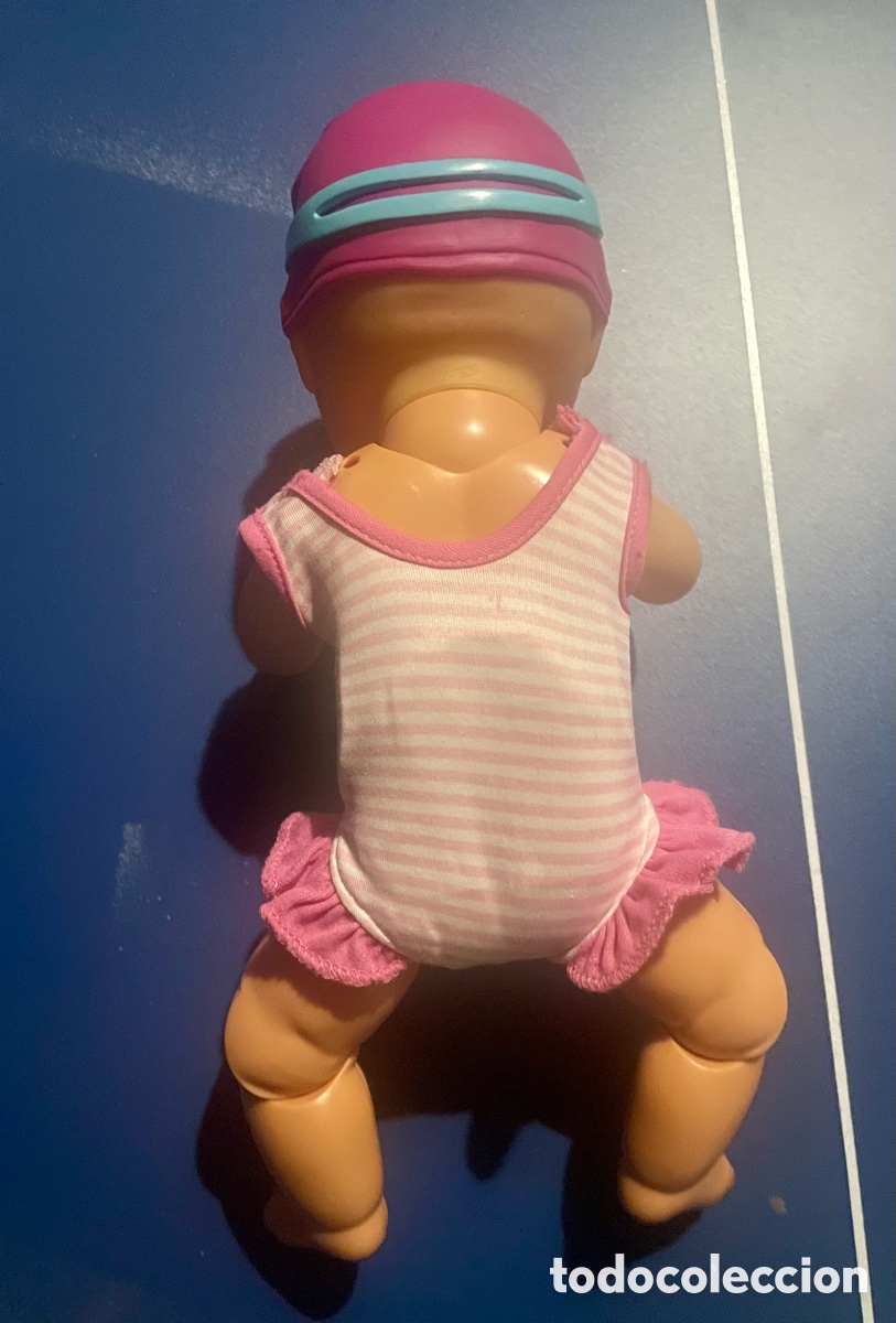 Segunda mano: Mu&ntilde;eca Nenuco nadadora con accesorios - Foto 5