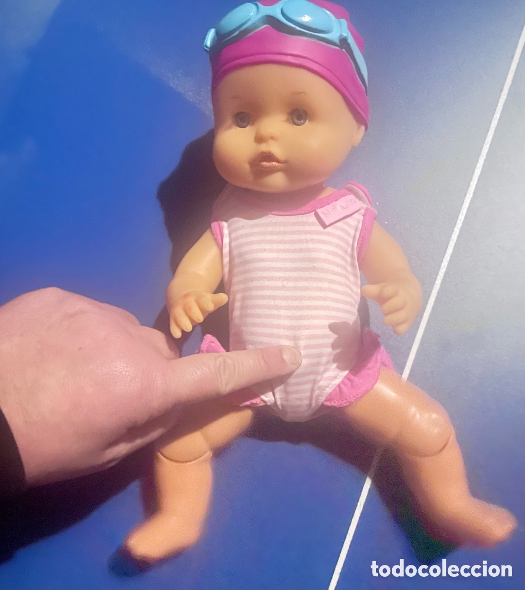 Segunda mano: Mu&ntilde;eca Nenuco nadadora con accesorios - Foto 6