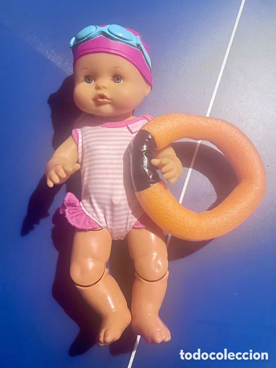 Segunda mano: Mu&ntilde;eca Nenuco nadadora con accesorios - Foto 7