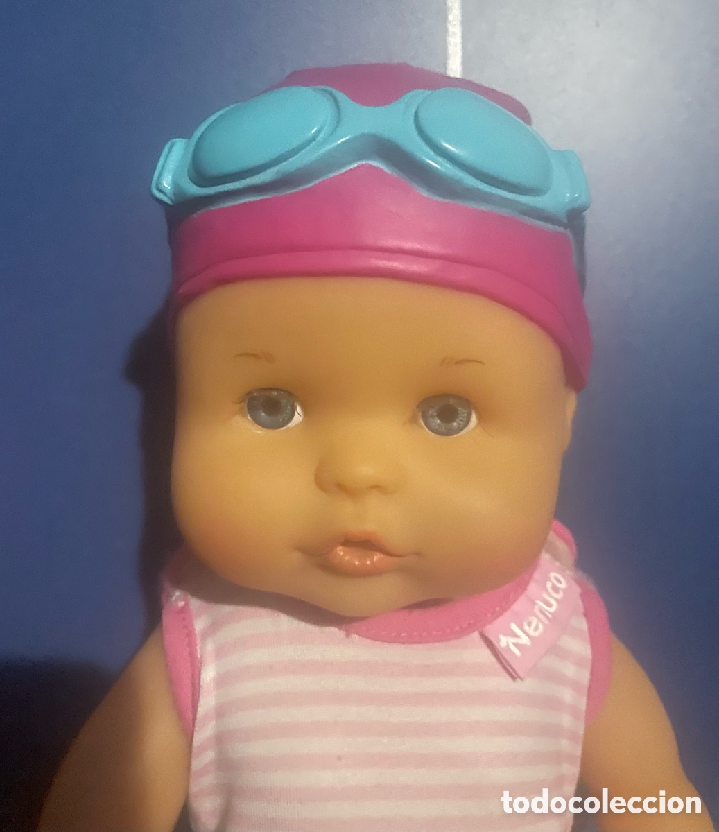 Segunda mano: Mu&ntilde;eca Nenuco nadadora con accesorios - Foto 10