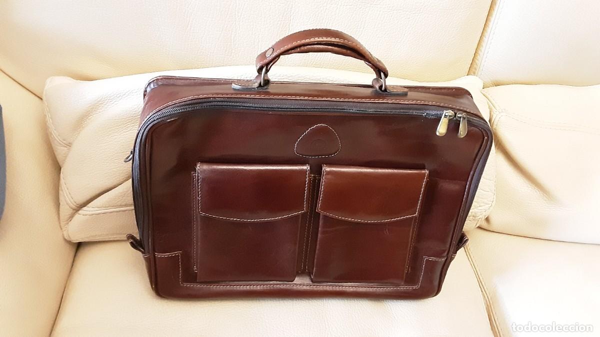 Segunda mano: Cartera de piel portadocumentos ordenador etc - Foto 3