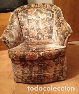 Segunda mano: DOS SILLONES DE TERCIOPELO ESTAMPADO - Foto 1